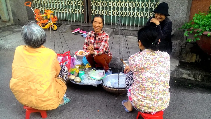 Bữa sáng trên phố