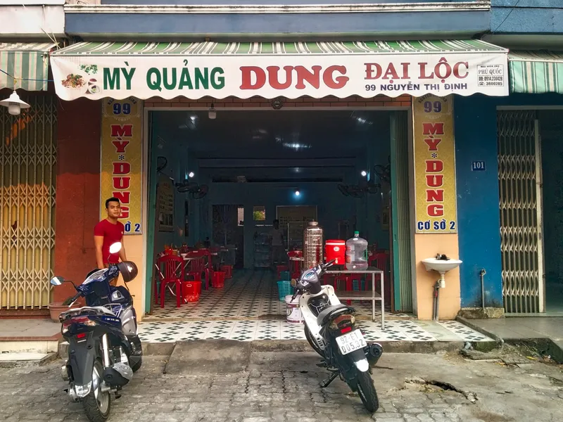 Quán Dung Mỳ Quảng