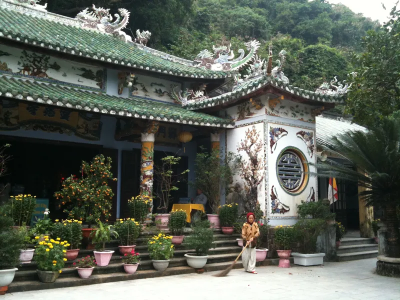 Chùa trong khu Ngũ Hành Sơn