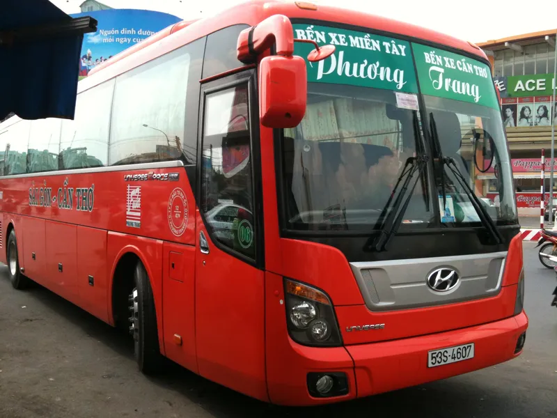 Xe khách liên tỉnh Phương Trang