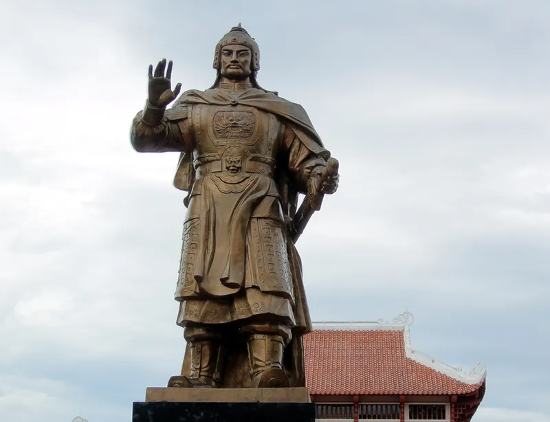 Nguyễn Huệ, người con ưu tú của quê hương
