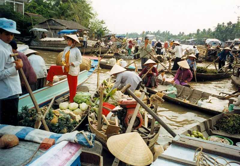 Chợ nổi nổi tiếng của Cần Thơ