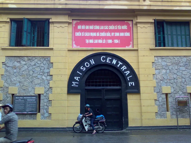 Hoa Lo, "The Hanoi Hilton"