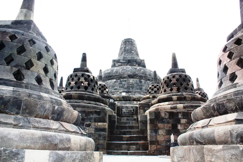 [[Borobudur]], [[Indonesia]]